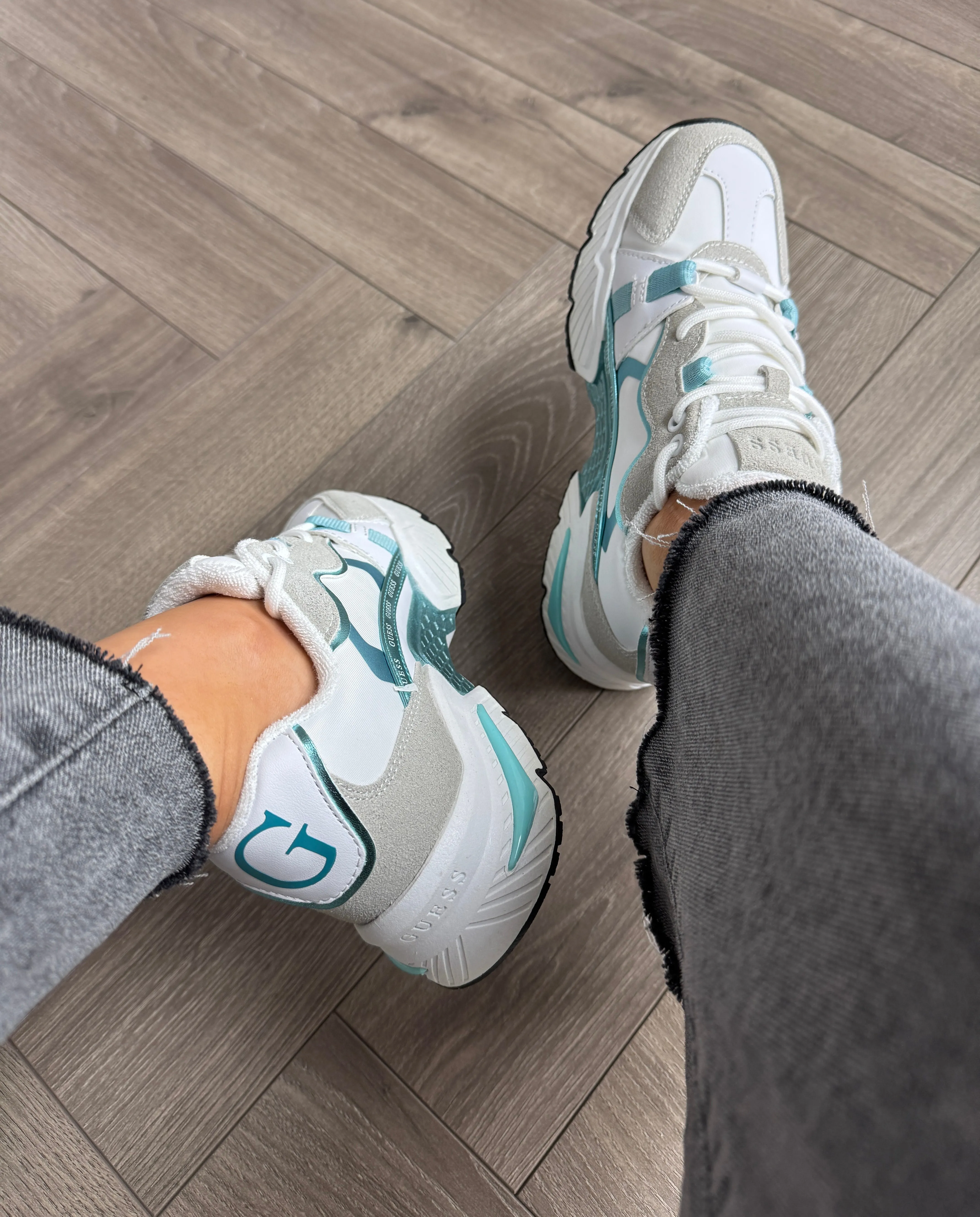 Guess (G23) Blue Metallic Chunky Trainer FLJCARELE12 - Whiaq (White/Blue)