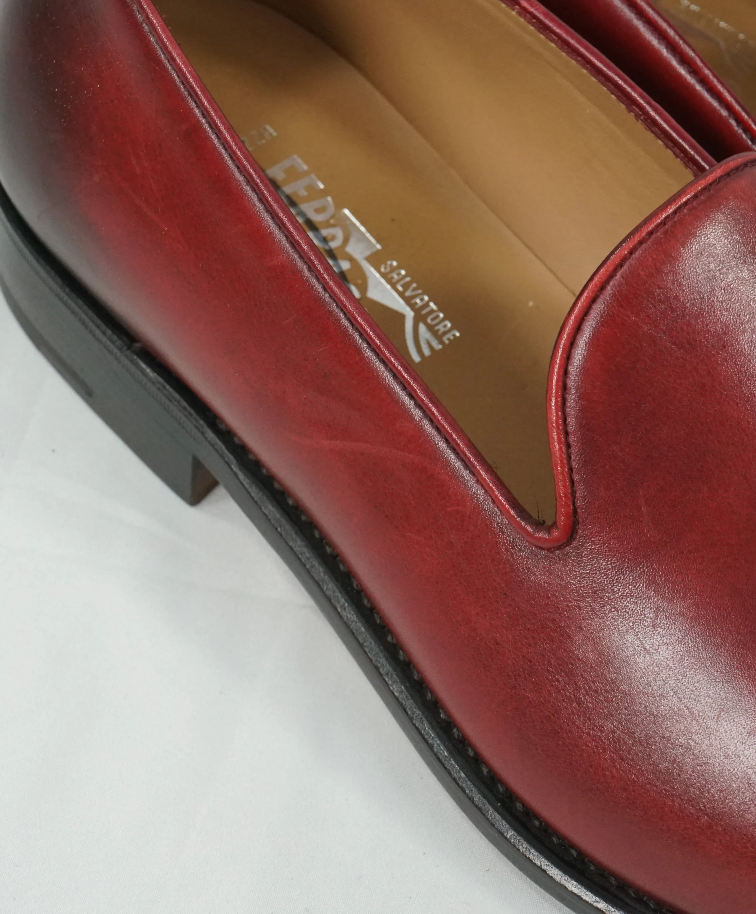 SALVATORE FERRAGAMO - "TRAMEZZA NALDO" Loafers Sleek Silhouette - 8.5 D