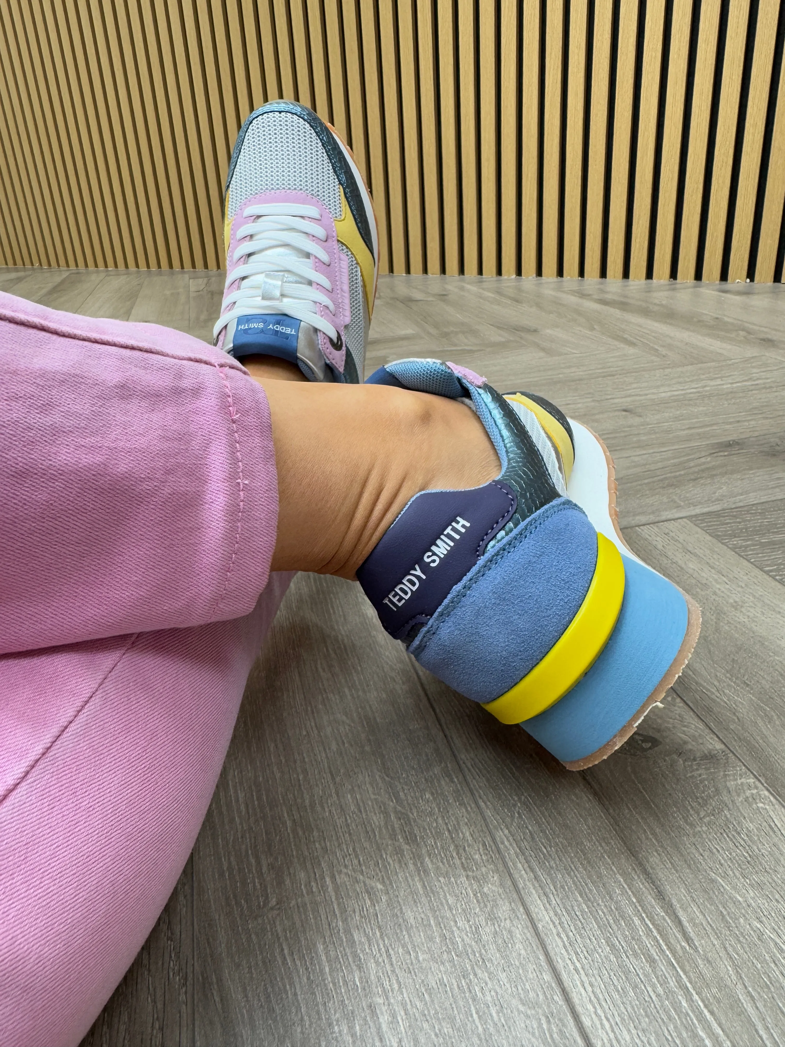 Teddy Smith (SS25) Chunky Trainer With Metallic Inserts 120141 - Jeans (TS8)